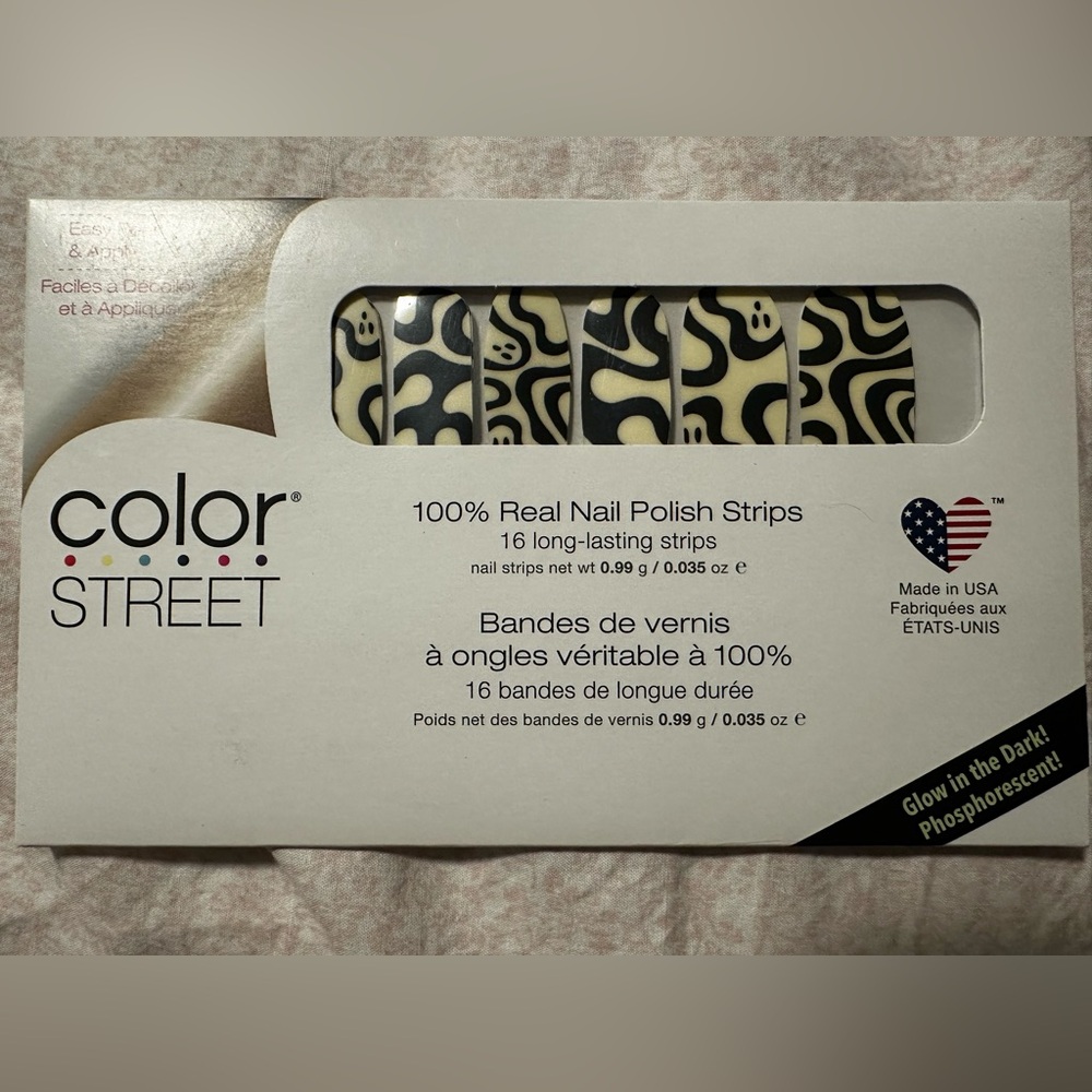ColorStreet Nail Strips *Feeling Fab-boo-lous*